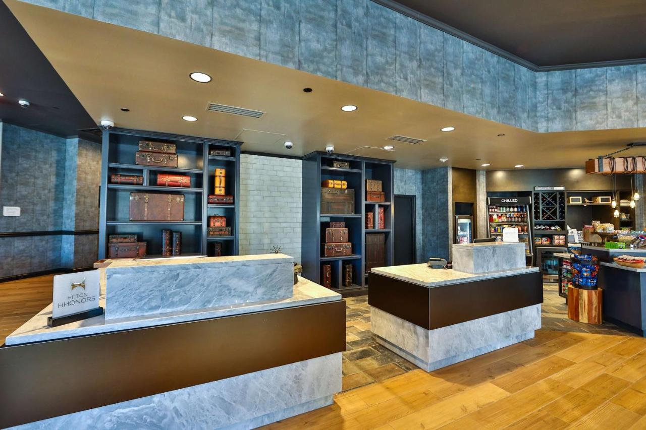 Hilton Garden Inn Savannah Historic District Extérieur photo