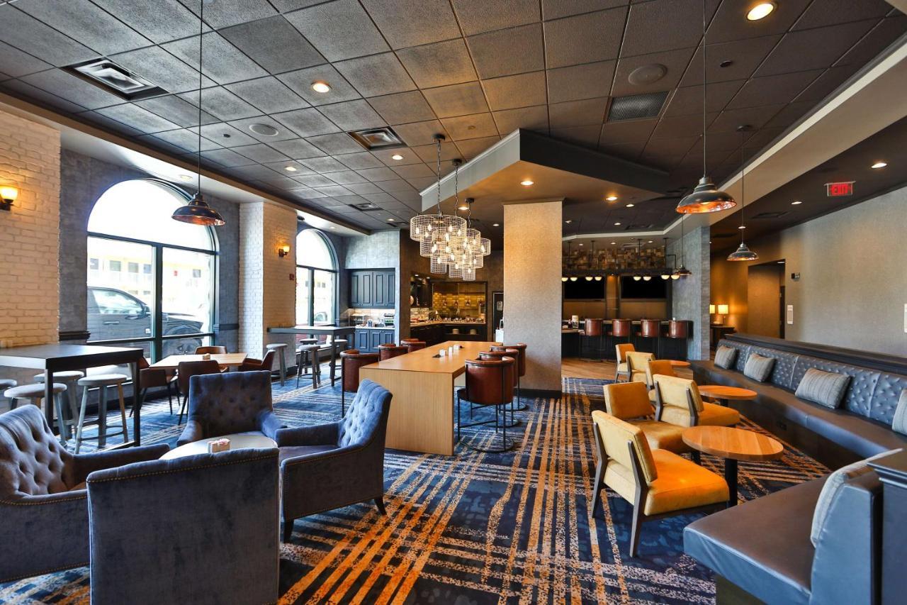 Hilton Garden Inn Savannah Historic District Extérieur photo